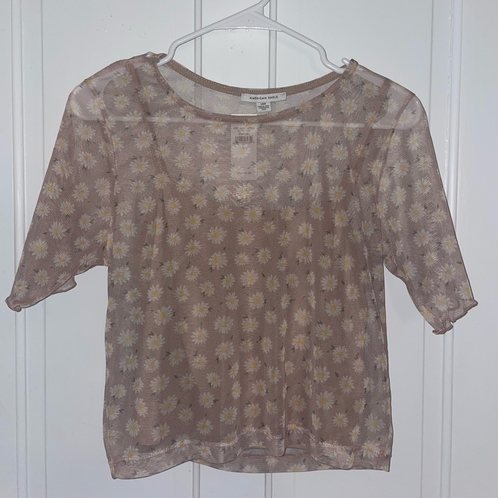 American Eagle sheer floral short sleeve
